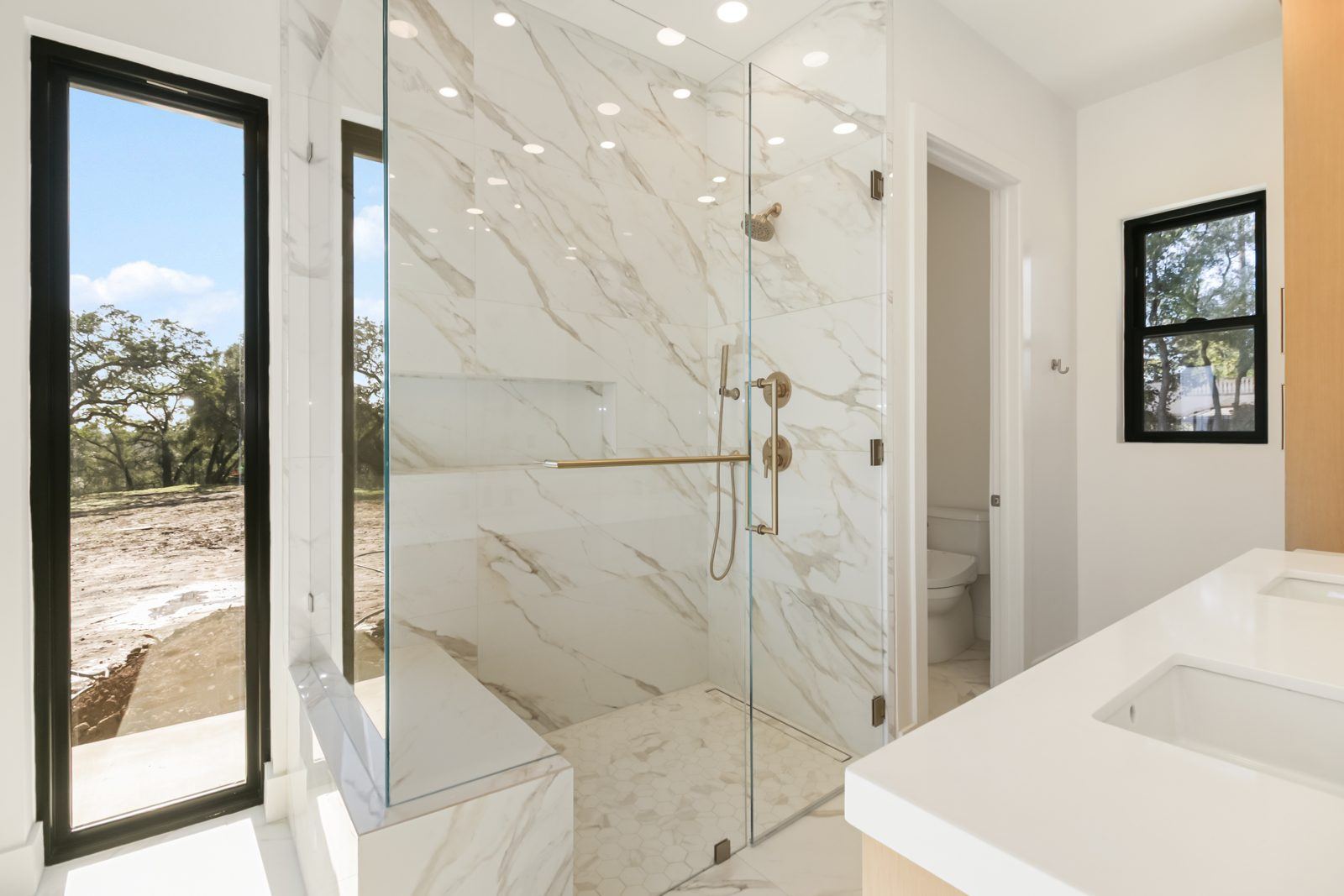 Bathrooms in Sacramento, CDI Construction