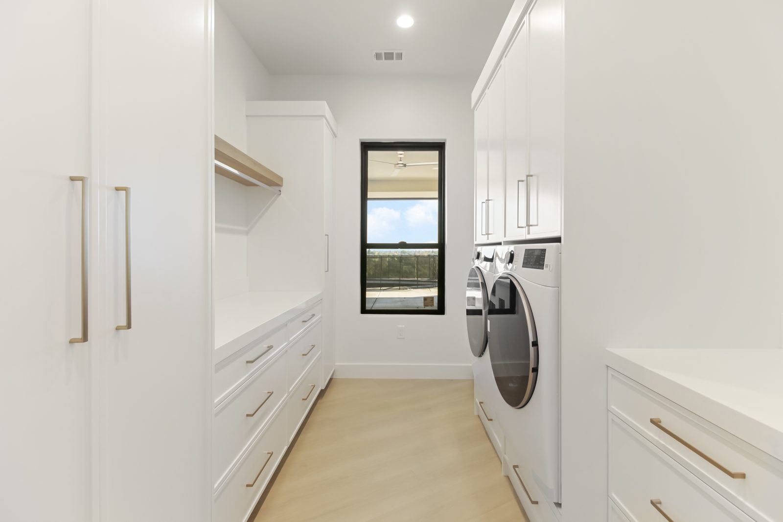 A Carmichael ranch, reimagined: Whole-home in Carmichael (photo 9)